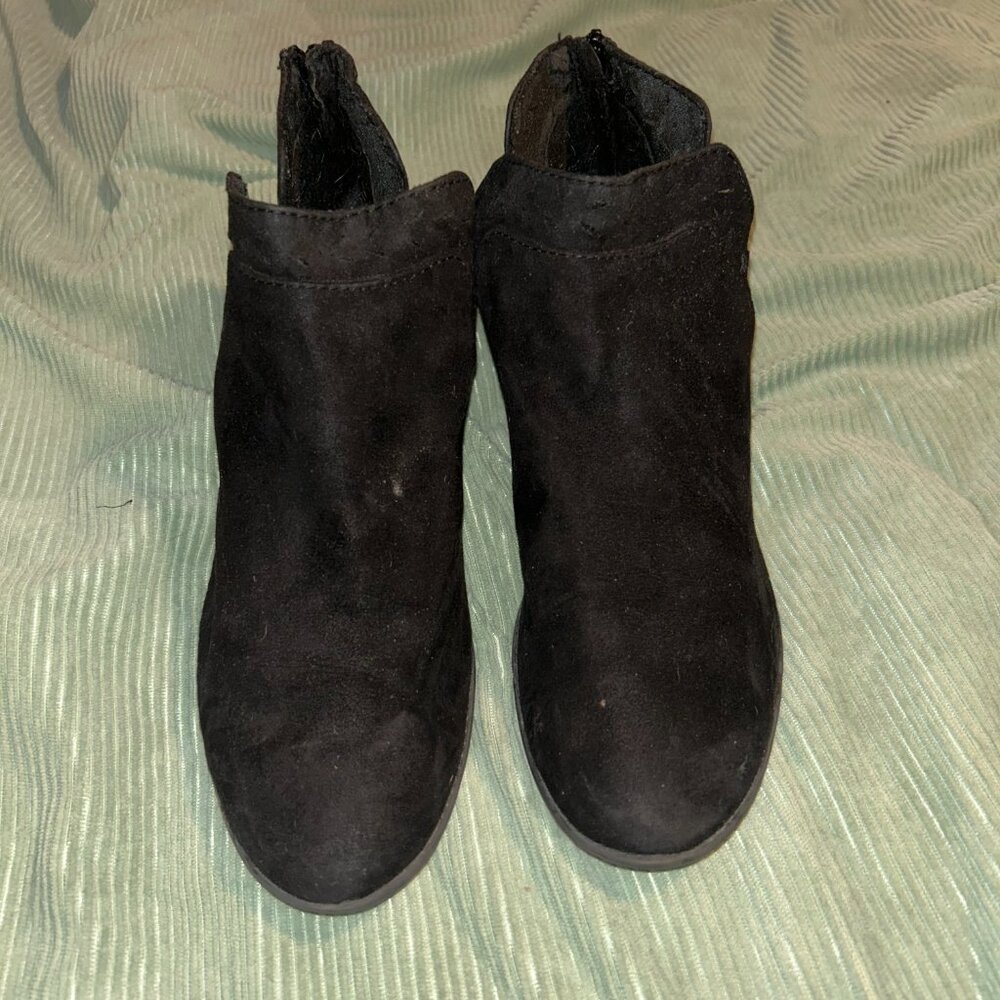 Booties - Picture 3 of 5